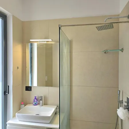 Cape Of Rodon Vila With Pool - 277 * Durres