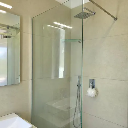 Cape Of Rodon Vila With Pool - 277 Durres