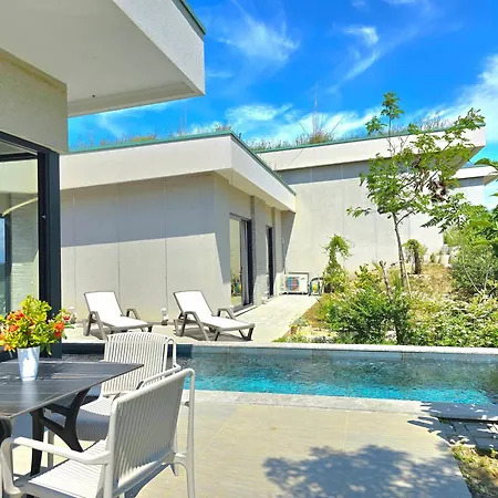 Cape Of Rodon Vila With Pool - 277 Villa
